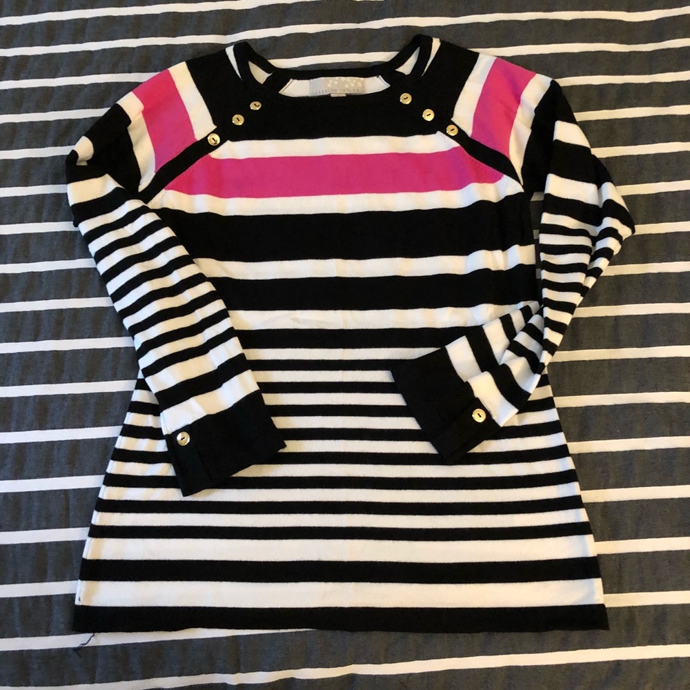 Sweater size small
